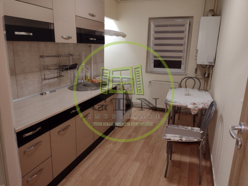 Apartament 2 camere decomandat de închiriat | Tractorul – Făget |