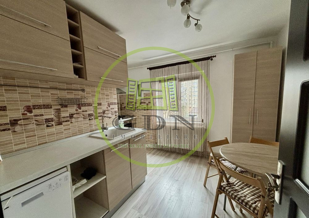 Apartament 2 camere decomandat | Scriitorilor | Loc parcare | 500 €