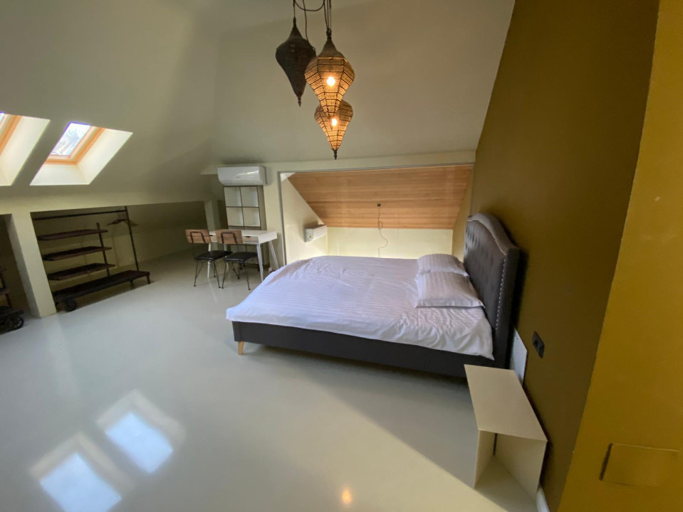 Închiriere penthouse deosebit cu 4 camere, zona Colina