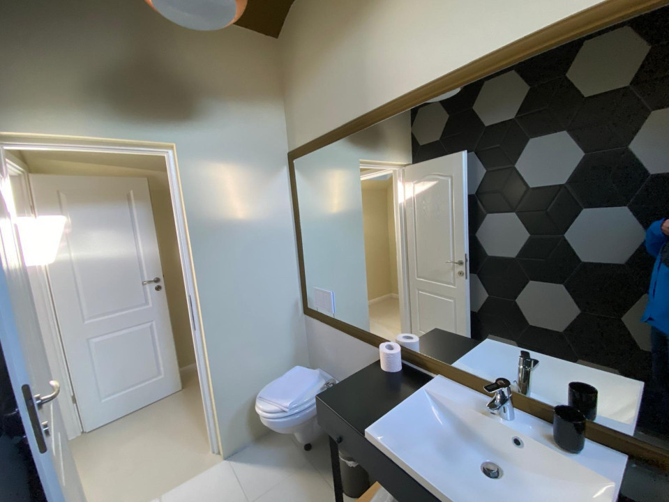 Închiriere penthouse deosebit cu 4 camere, zona Colina