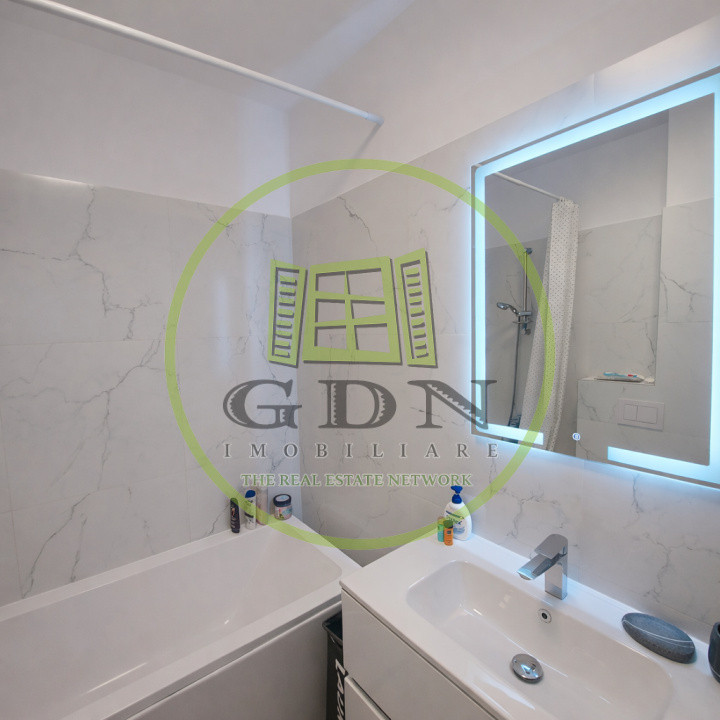 Vânzare apartament Isaran Tractorul 3 camere Brasov 