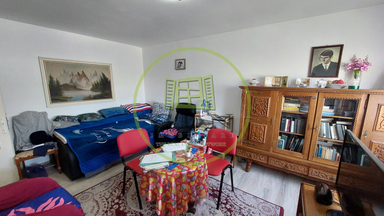 Apartament doua camere decomandat, etajul 3, Brazda zona Liceul Brancusi