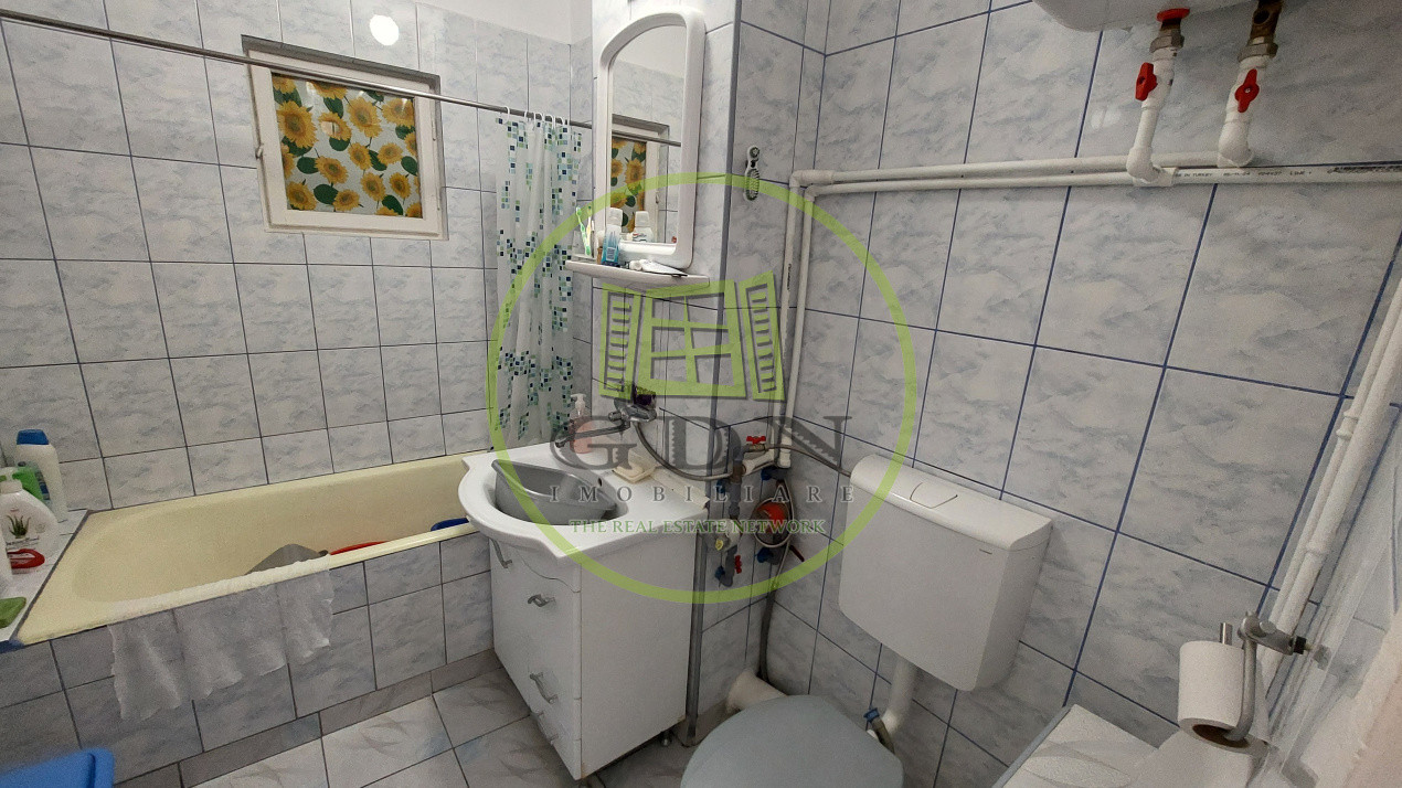 Apartament doua camere decomandat, etajul 3, Brazda zona Liceul Brancusi