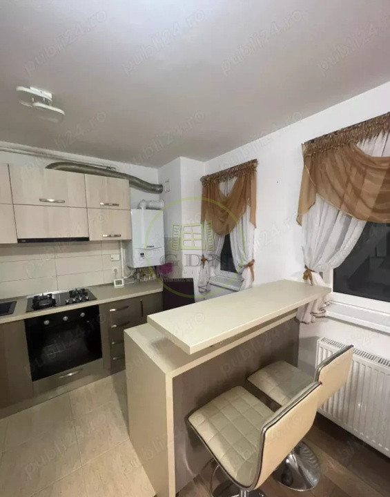 Apartament  decomandat 2 camere Top City - zona Tractorul