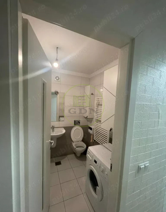 Apartament  decomandat 2 camere Top City - zona Tractorul