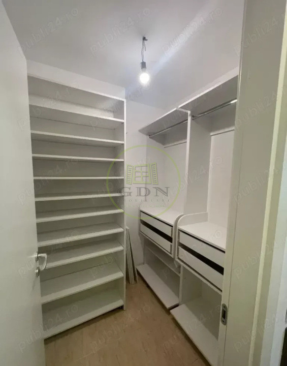 Apartament  decomandat 2 camere Top City - zona Tractorul