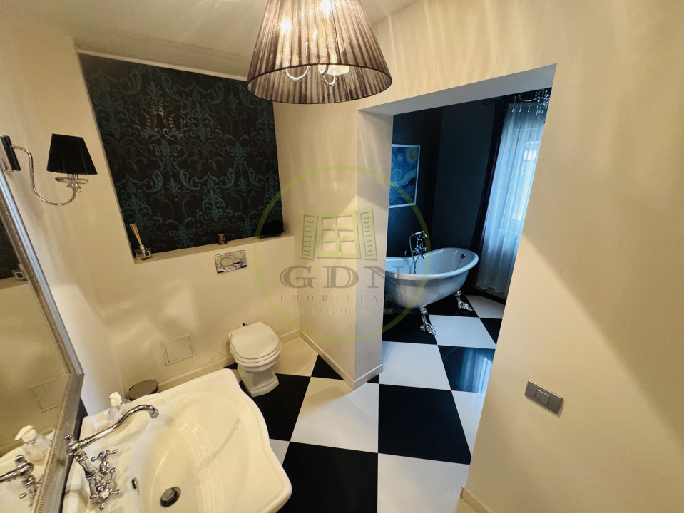 Vilă individuală superbă, zonă premium, curte generoasă! 