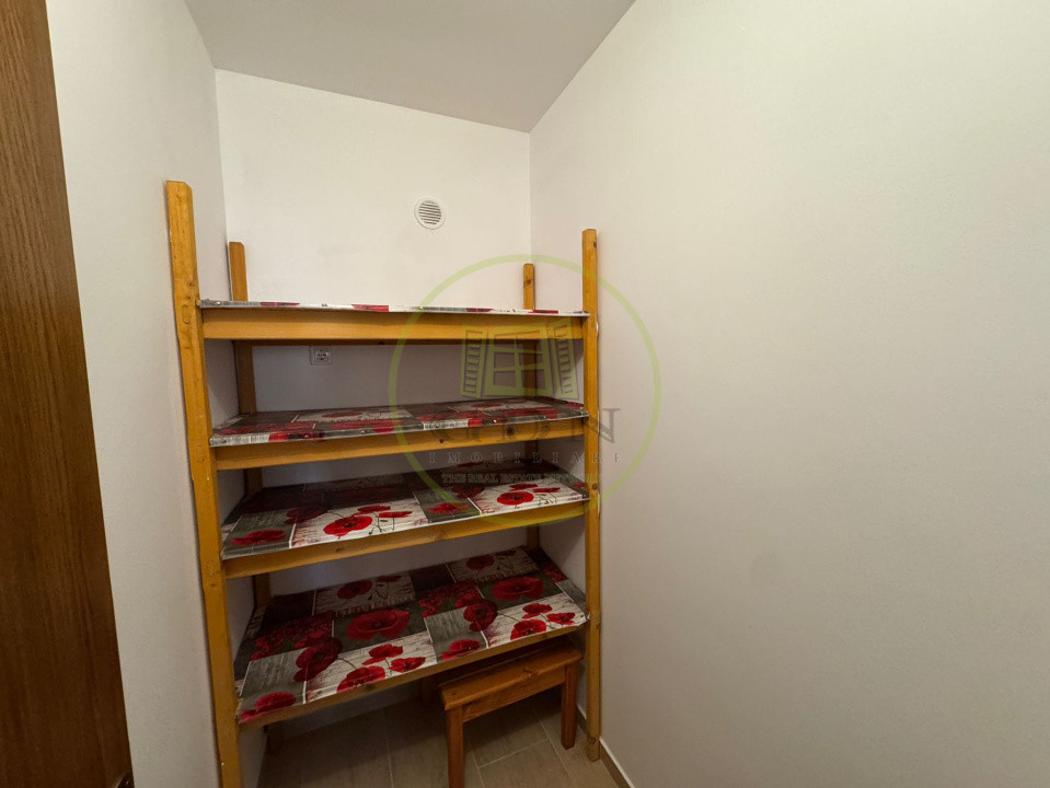 Închiriere apartament cu 1 cameră, Centru (parcare inclusă)