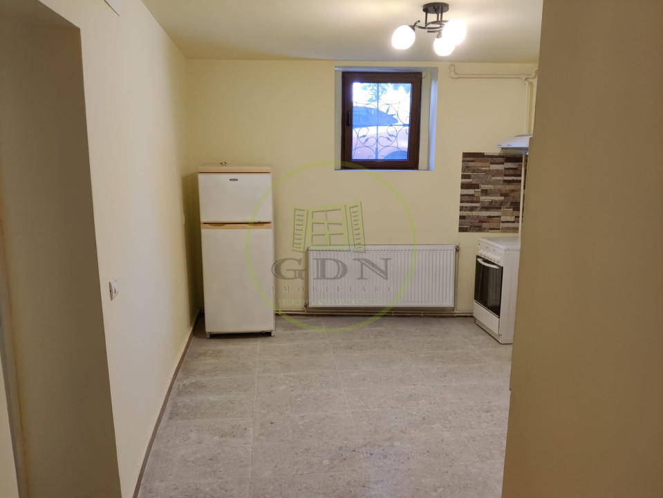 Apartament in zona UMF de vânzare 