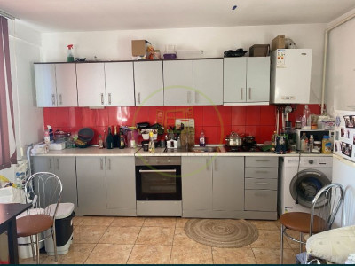 Apartament 2 camere in Zorilor zona bună!