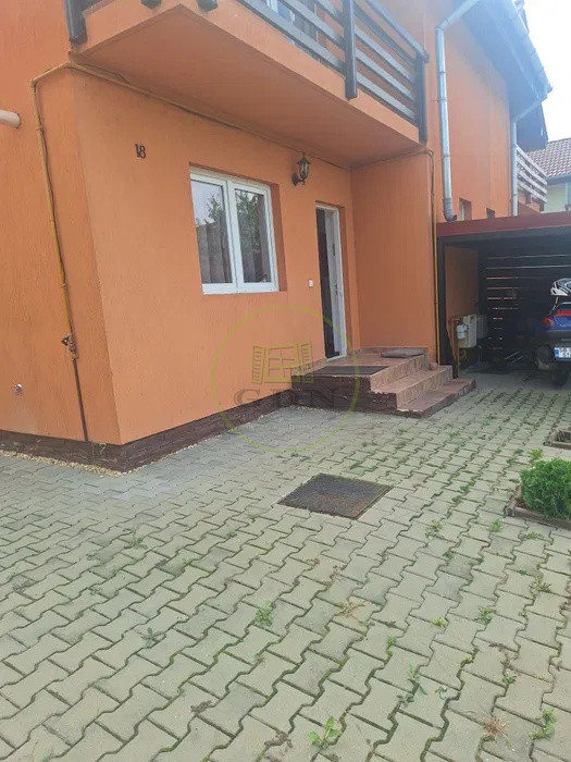 Casă 3 camere + curte 200 mp– ideală familie/ firme pentru muncitori – Șura Mare
