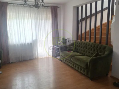 Casă 3 camere + curte 200 mp– ideală familie/ firme pentru muncitori – Șura Mare