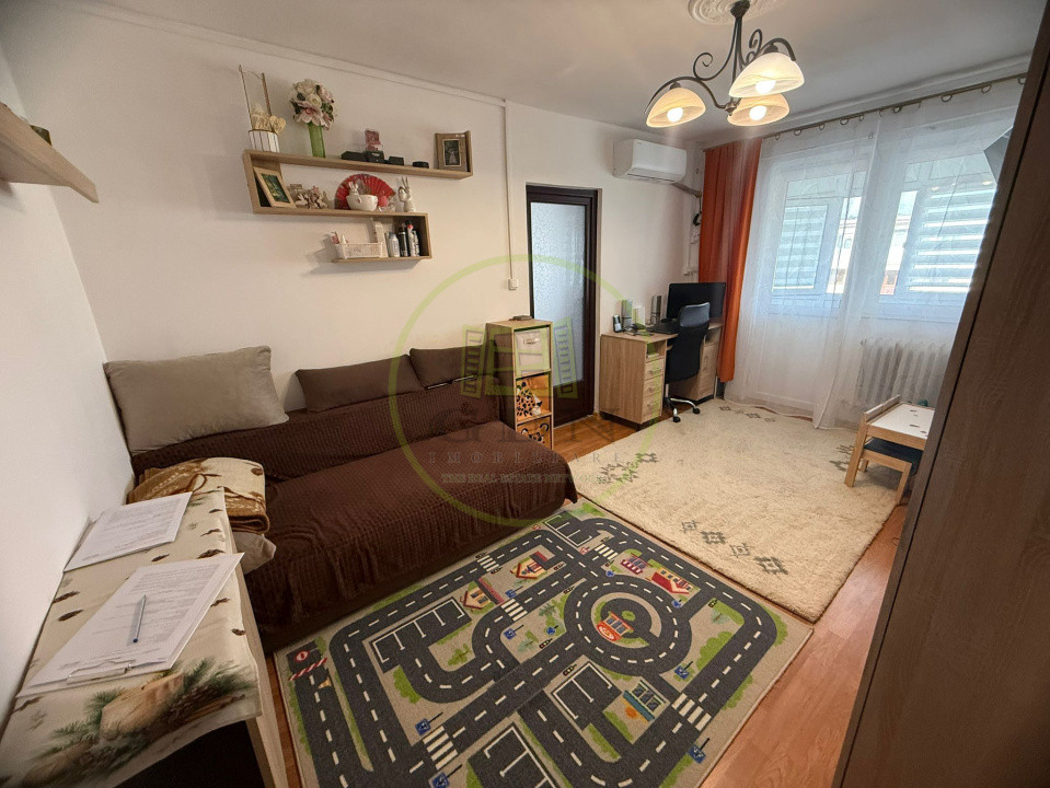 Apartament 2 camere, 40,7mp, semidecomandat, cartier Craiovita, zona Statia 30