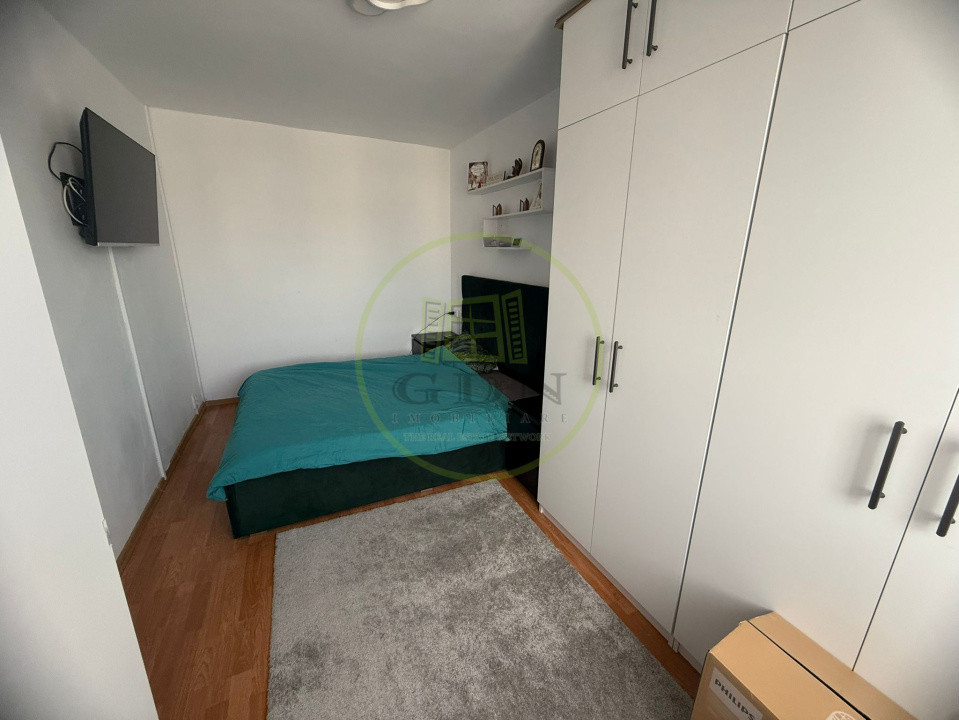 Apartament 2 camere, 40,7mp, semidecomandat, cartier Craiovita, zona Statia 30