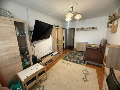 Apartament 2 camere, 40,7mp, semidecomandat, cartier Craiovita, zona Statia 30
