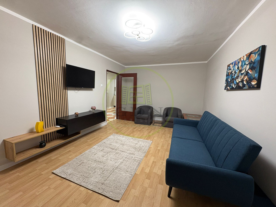 Apartament, 3 camere bilateral , 75 mp, Cartier 1 Mai, zona Pelendava 