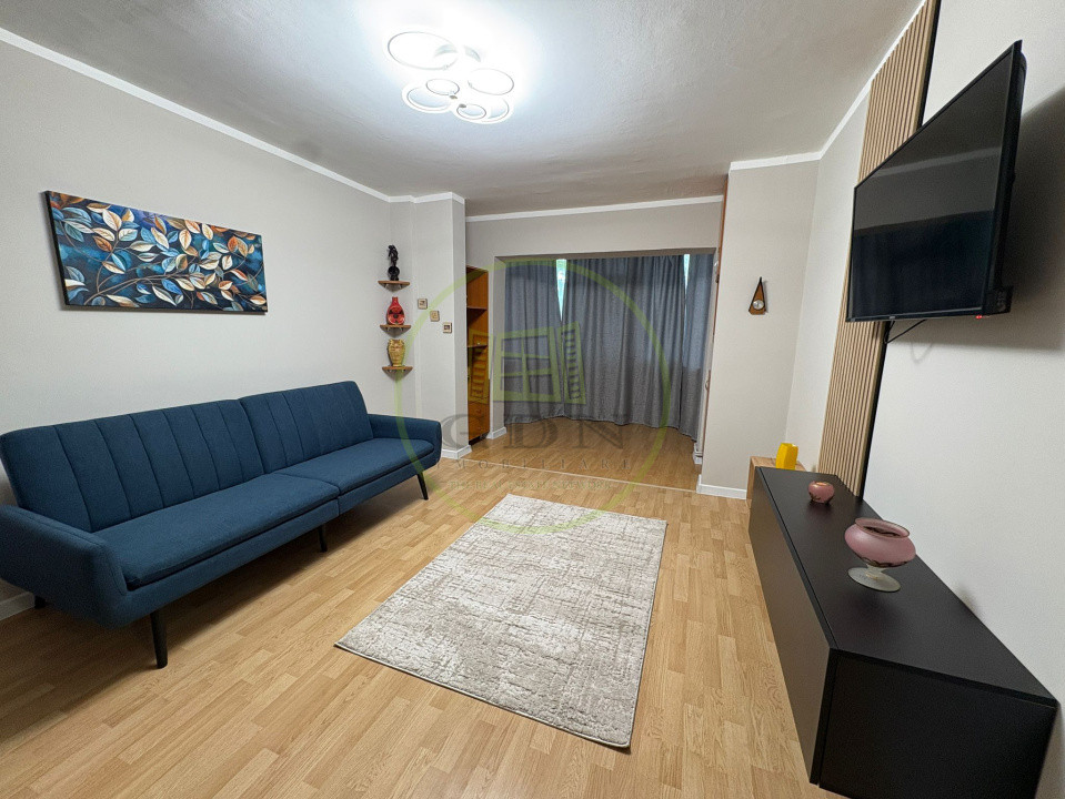 Apartament, 3 camere bilateral , 75 mp, Cartier 1 Mai, zona Pelendava 