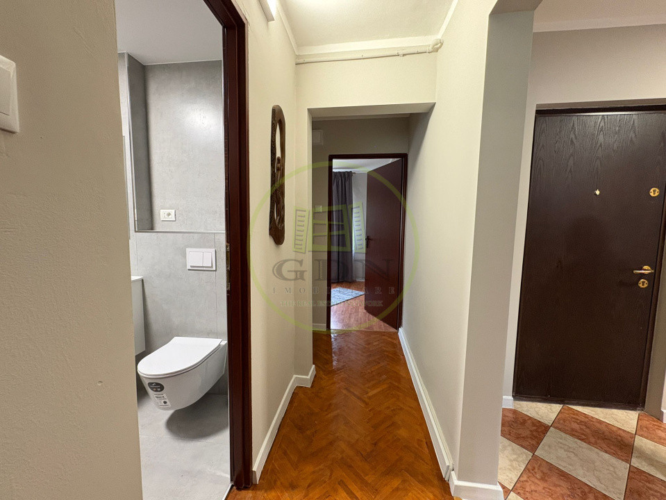 Apartament, 3 camere bilateral , 75 mp, Cartier 1 Mai, zona Pelendava 