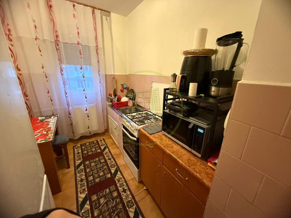 Apartament 2 camere, cartier Craiovita Noua zona Scolii Elena Farago