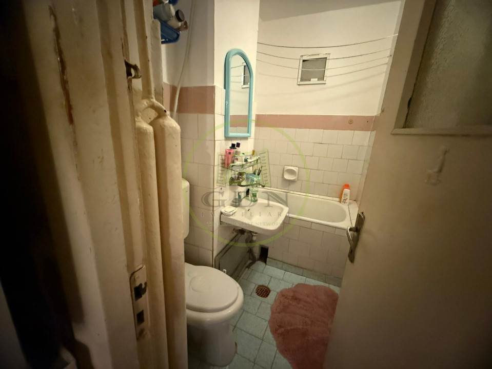 Apartament 2 camere, cartier Craiovita Noua zona Scolii Elena Farago