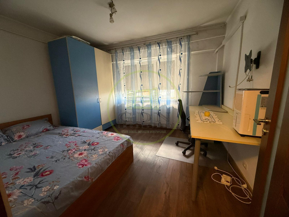 Apartament 3 camere, 58mp, cartier Lapus, zona Mall Electroputere