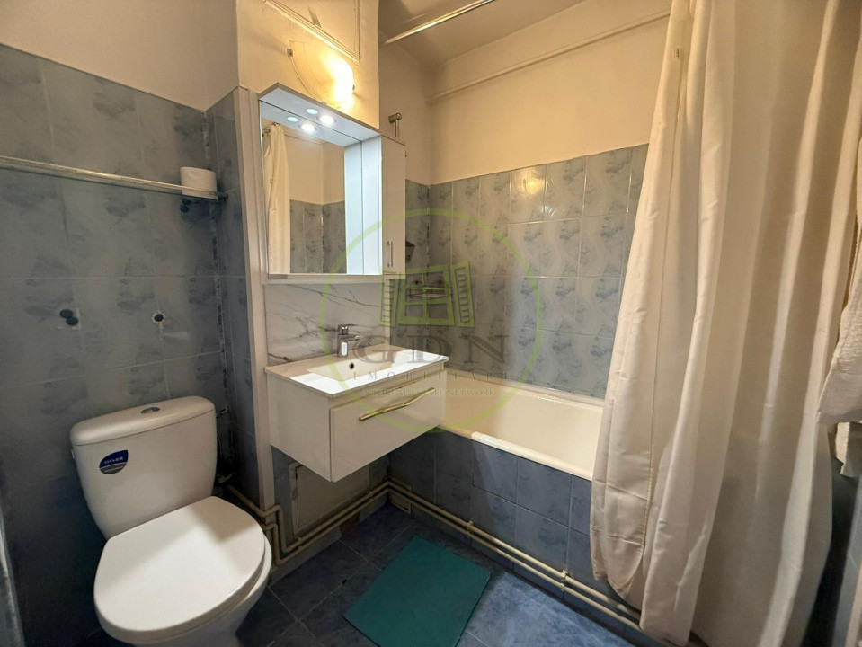 Apartament 3 camere, 58mp, cartier Lapus, zona Mall Electroputere