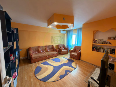 Apartament 3 camere, decomandat, 86 mp, cartier George Enescu, zona Sineasca