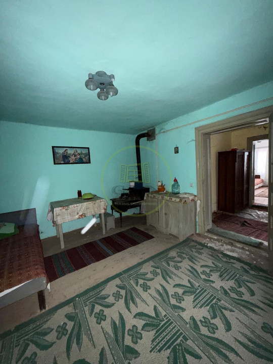 Casa  2 camere de vanzare in  Sona jud. Brasov