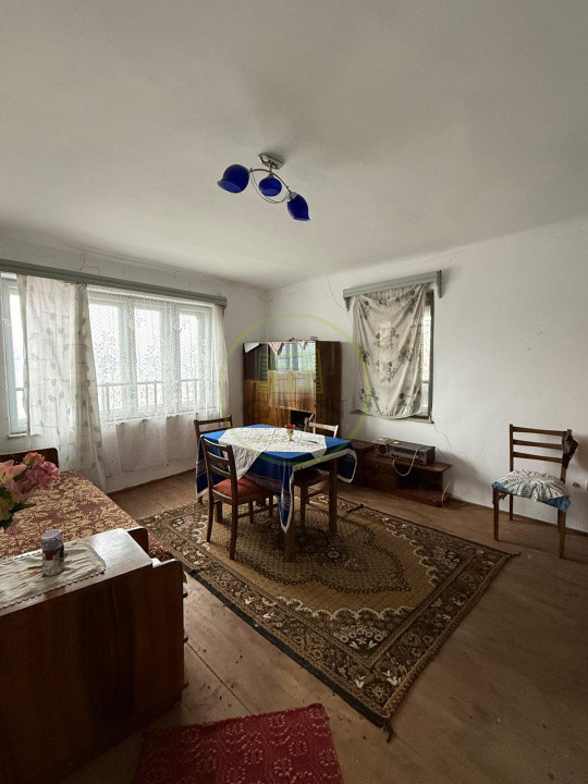 Casa  2 camere de vanzare in  Sona jud. Brasov