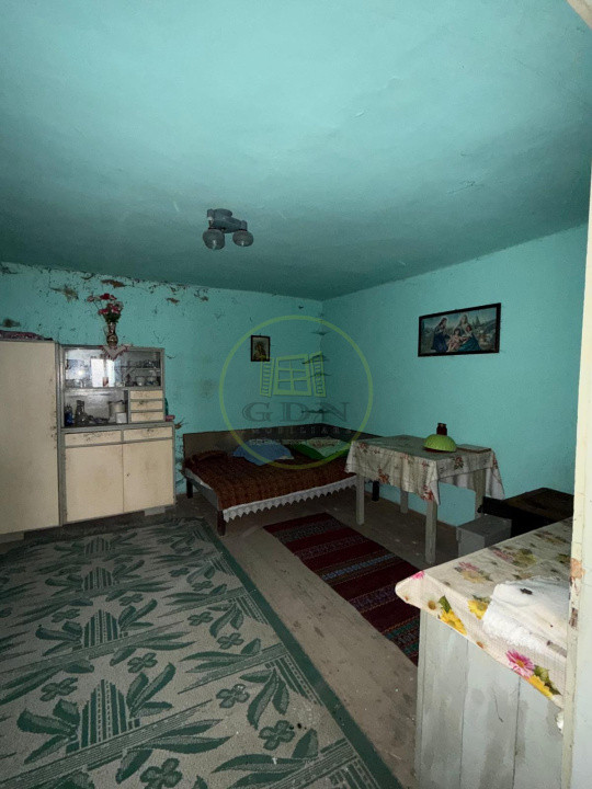 Casa  2 camere de vanzare in  Sona jud. Brasov