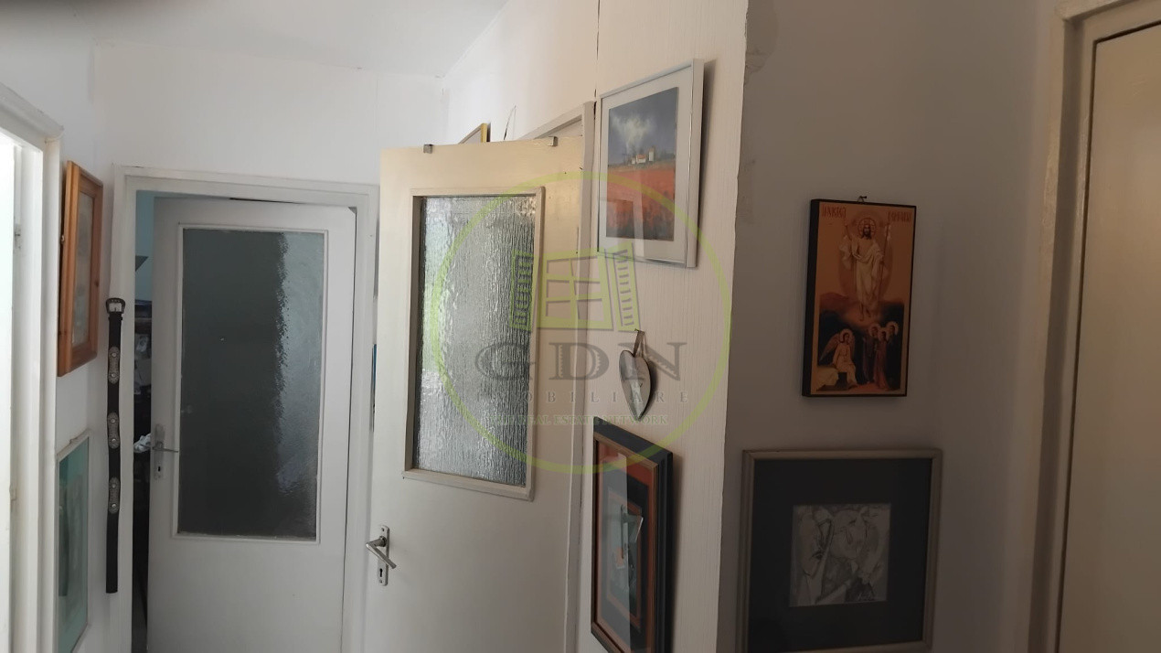 Vânzare sau schimb cu apartament în Predeal | 2 camere decomandat | Militari