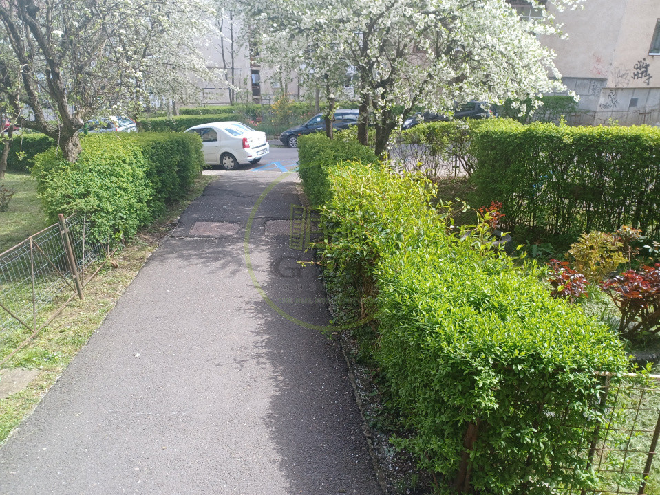 De inchiriat apartament 2 camere RACADAU