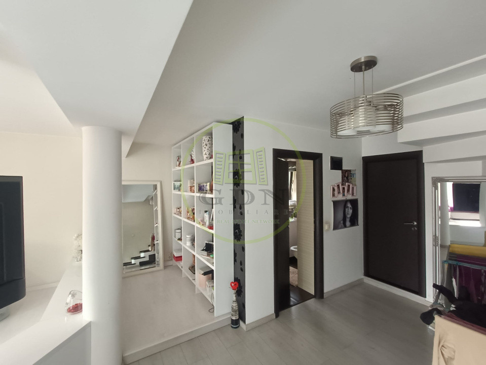 Casă de vânzare Reghin zona semicentrală.