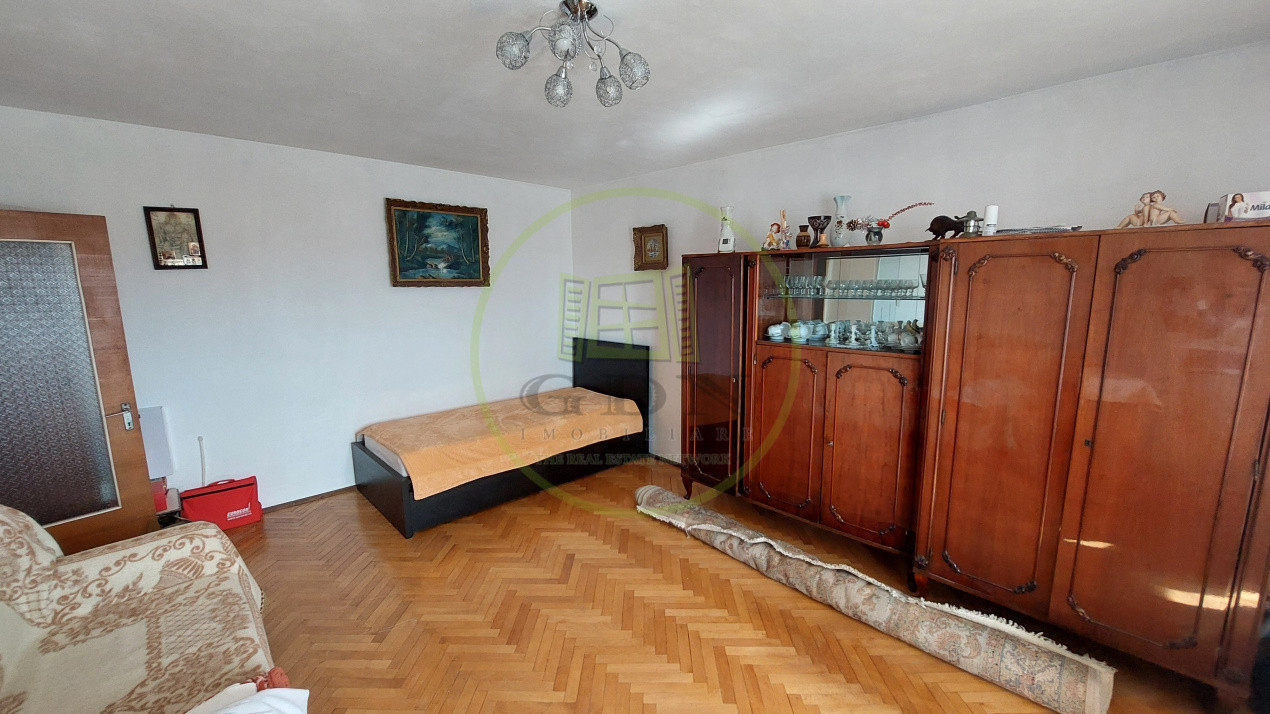 Garsoniera decomandata, 41 mp, Cartier Brazda, zona Cofetaria Vivien