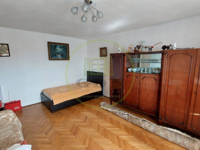 Garsoniera decomandata, 41 mp, Cartier Brazda, zona Cofetaria Vivien