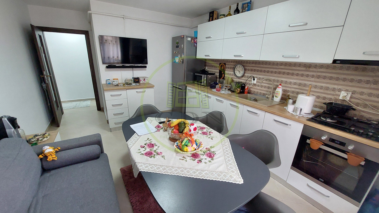 Garsoniera decomandata, 44 mp, etajul 1, Cartier Bariera Valcii, zona Biserica