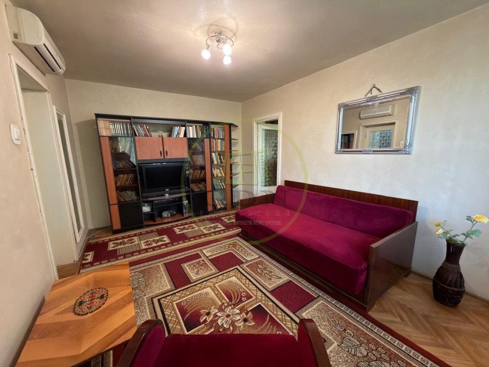 Apartament 2 camere, decomandat, cartier George Enescu, zona Scoala nr. 12