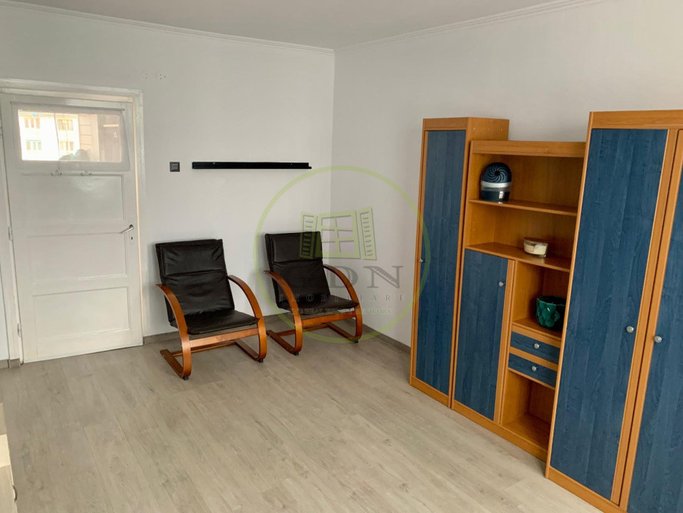 Apartament 2 camere decomandat in Centru 