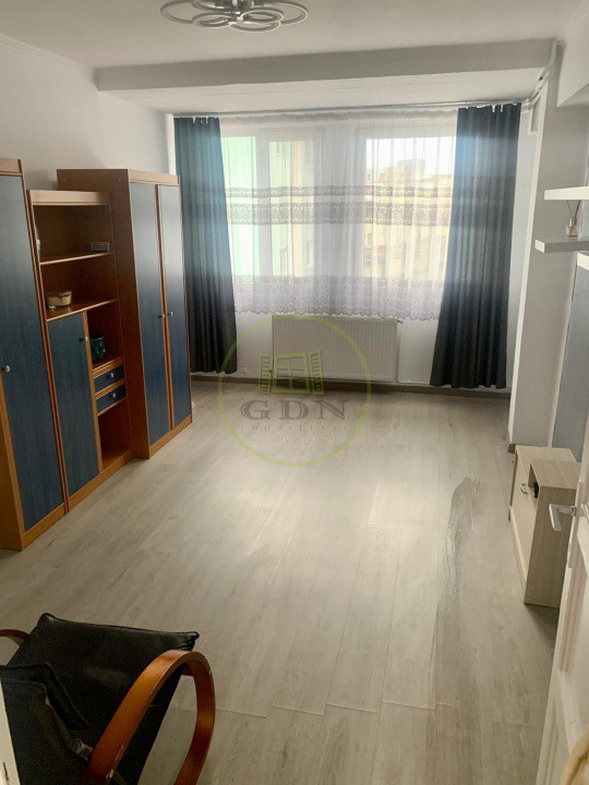 Apartament 2 camere decomandat in Centru 