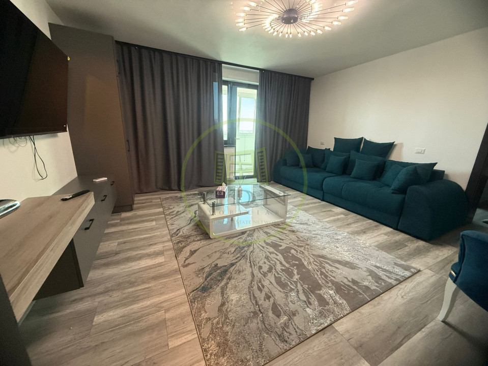 Apartament 4 camere, 129 mp, Centru, zona Ramada 