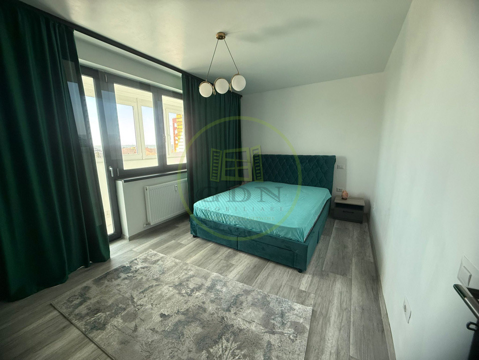 Apartament 4 camere, 129 mp, Centru, zona Ramada 