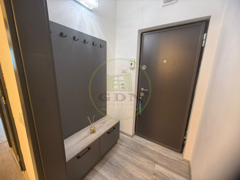 Apartament 4 camere, 129 mp, Centru, zona Ramada 