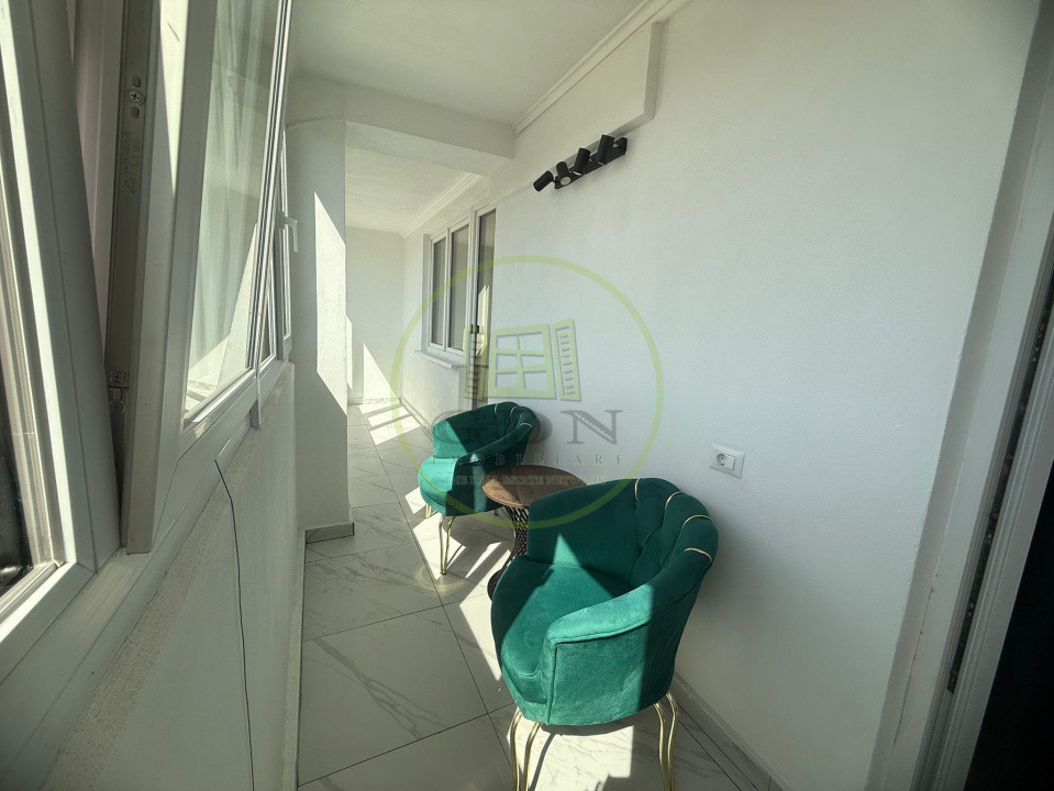 Apartament 4 camere, 129 mp, Centru, zona Ramada 