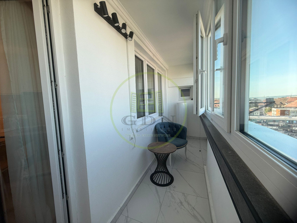 Apartament 4 camere, 129 mp, Centru, zona Ramada 