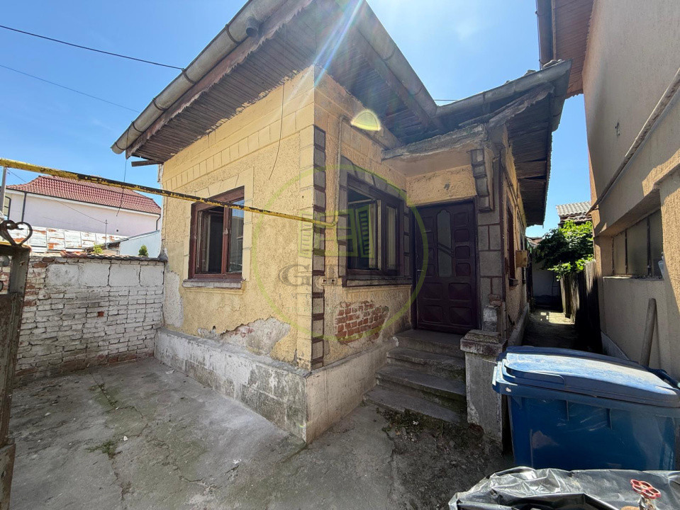 Teren 170 mp + Constructie demolabila, Craiova, Lascar Catargiu