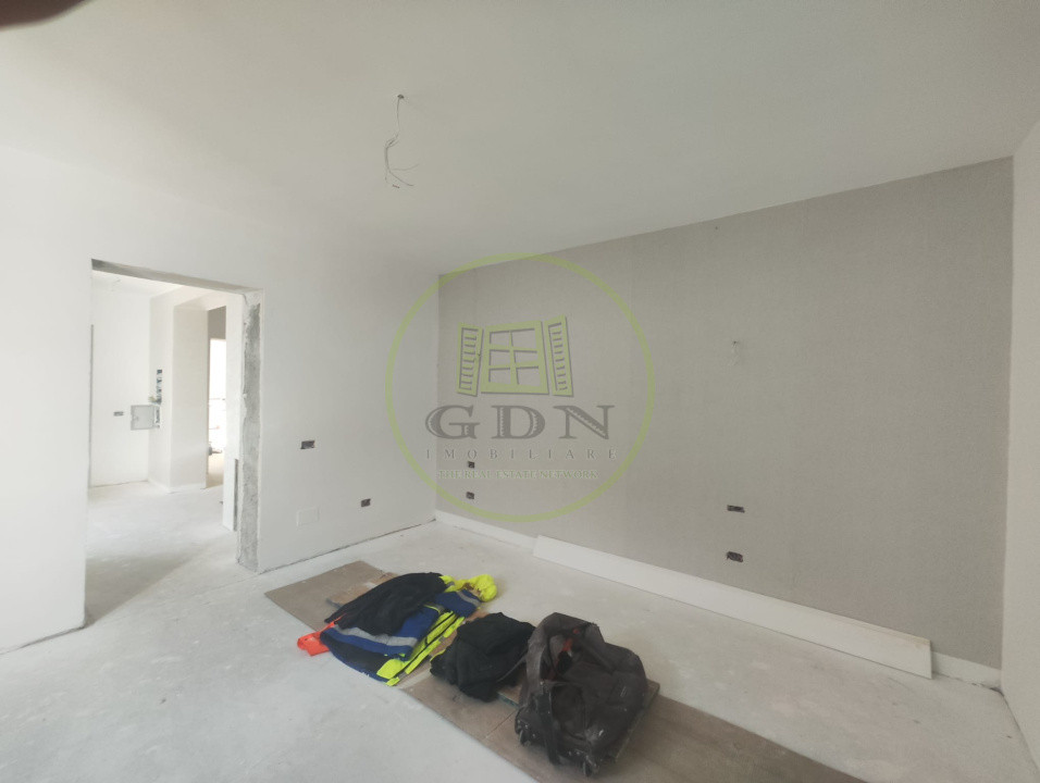 Casa 4 camere, teren 350 mp, localitatea Podari, zona Profi Loco