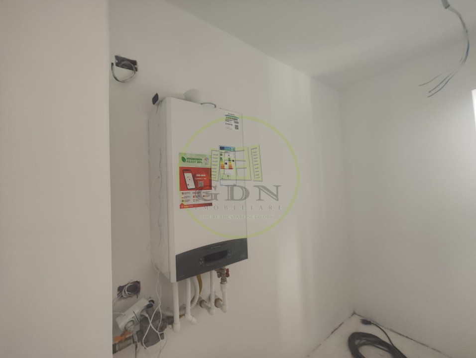 Casa 4 camere, teren 350 mp, localitatea Podari, zona Profi Loco