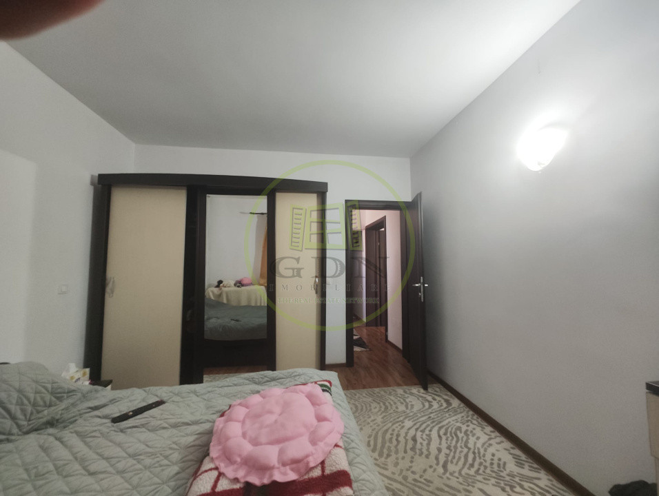 Casa 5 camere, teren 400 mp, Craiova, zona Simnicu de Jos