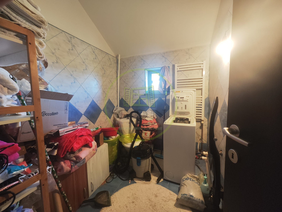 Casa 5 camere, teren 400 mp, Craiova, zona Simnicu de Jos