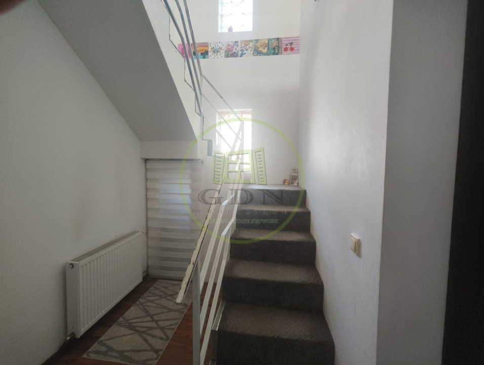 Casa 5 camere, teren 400 mp, Craiova, zona Simnicu de Jos